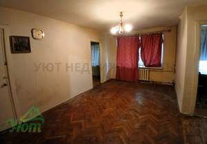 2-к квартира, вторичка, 45м2, 1/4 этаж