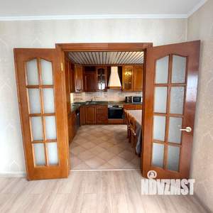 3-к квартира, вторичка, 100м2, 11/14 этаж