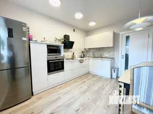 2-к квартира, вторичка, 68м2, 7/10 этаж