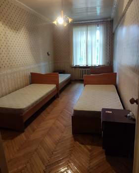 2-к квартира, вторичка, 76м2, 2/4 этаж