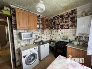 3-к квартира, вторичка, 58м2, 2/2 этаж