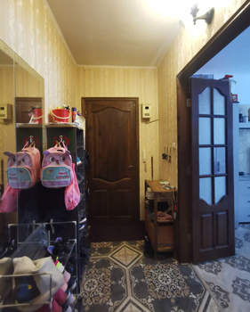 2-к квартира, вторичка, 62м2, 1/5 этаж