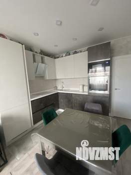 3-к квартира, вторичка, 77м2, 22/26 этаж