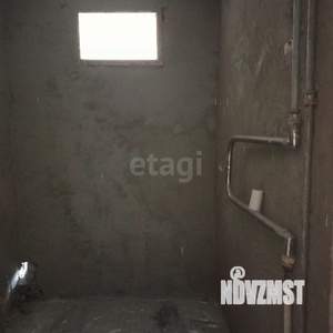 2-к квартира, вторичка, 43м2, 1/4 этаж