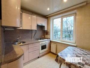 3-к квартира, вторичка, 60м2, 3/5 этаж