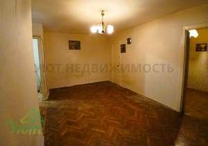 2-к квартира, вторичка, 45м2, 1/4 этаж