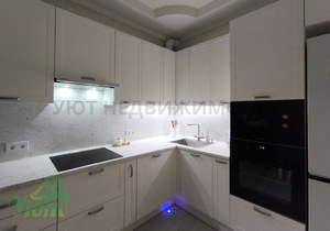 2-к квартира, вторичка, 73м2, 1/10 этаж