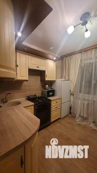 2-к квартира, вторичка, 53м2, 1/5 этаж