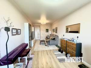 2-к квартира, вторичка, 68м2, 7/10 этаж