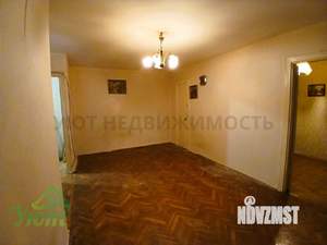 2-к квартира, вторичка, 45м2, 1/4 этаж