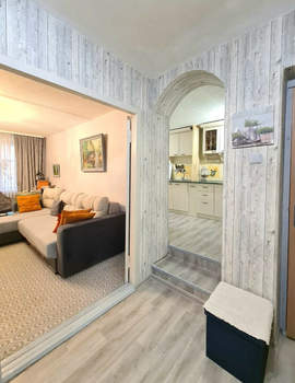4-к квартира, вторичка, 78м2, 1/5 этаж