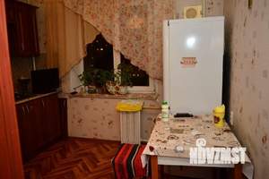 2-к квартира, вторичка, 42м2, 7/10 этаж