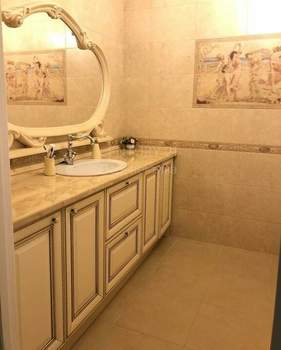 3-к квартира, вторичка, 83м2, 1/17 этаж