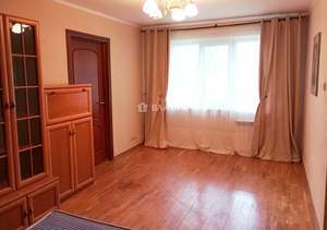 2-к квартира, вторичка, 43м2, 1/5 этаж