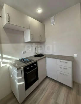 2-к квартира, вторичка, 45м2, 1/5 этаж