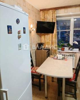 3-к квартира, вторичка, 75м2, 10/14 этаж