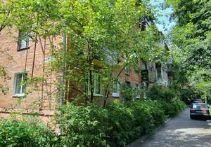 2-к квартира, вторичка, 45м2, 1/4 этаж