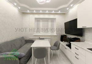 2-к квартира, вторичка, 73м2, 1/10 этаж