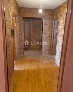 3-к квартира, вторичка, 63м2, 8/9 этаж