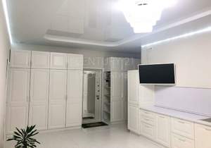 3-к квартира, вторичка, 83м2, 1/17 этаж