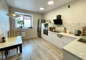 2-к квартира, вторичка, 68м2, 7/10 этаж