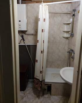 2-к квартира, вторичка, 76м2, 2/4 этаж