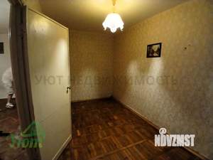 2-к квартира, вторичка, 45м2, 1/4 этаж