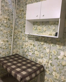 2-к квартира, вторичка, 45м2, 1/5 этаж