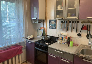 3-к квартира, вторичка, 58м2, 1/5 этаж