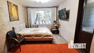 2-к квартира, вторичка, 50м2, 1/9 этаж