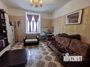 2-к квартира, вторичка, 62м2, 1/5 этаж