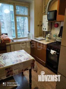 3-к квартира, вторичка, 52м2, 3/5 этаж