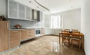 2-к квартира, вторичка, 94м2, 2/10 этаж