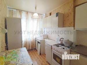 3-к квартира, вторичка, 63м2, 1/9 этаж