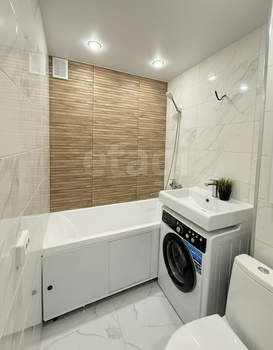2-к квартира, вторичка, 45м2, 1/5 этаж