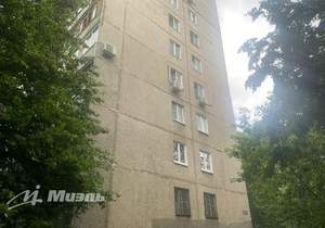 4-к квартира, вторичка, 68м2, 1/9 этаж