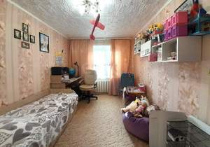 4-к квартира, вторичка, 80м2, 3/5 этаж