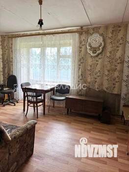 2-к квартира, вторичка, 54м2, 1/4 этаж