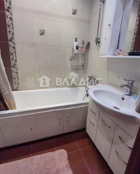 2-к квартира, вторичка, 53м2, 4/5 этаж