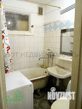 2-к квартира, вторичка, 45м2, 1/4 этаж