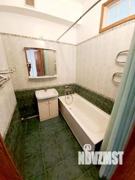 2-к квартира, вторичка, 63м2, 4/4 этаж