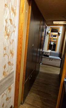 2-к квартира, вторичка, 42м2, 1/5 этаж