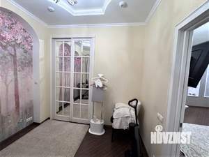 3-к квартира, вторичка, 64м2, 9/17 этаж