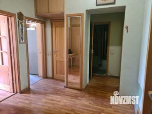 4-к квартира, вторичка, 104м2, 2/4 этаж
