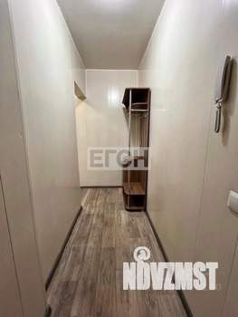 2-к квартира, вторичка, 39м2, 5/5 этаж