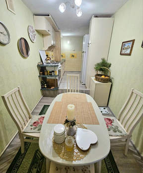 4-к квартира, вторичка, 78м2, 1/5 этаж