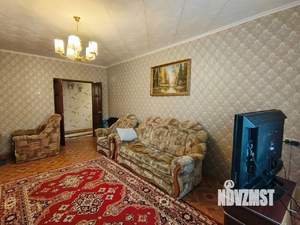 3-к квартира, вторичка, 74м2, 1/2 этаж