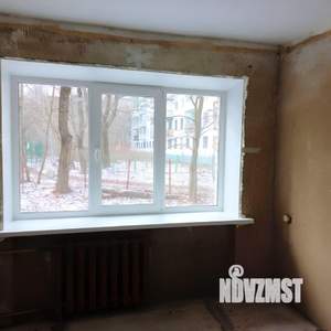 2-к квартира, вторичка, 43м2, 1/4 этаж