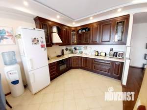 3-к квартира, вторичка, 101м2, 10/10 этаж