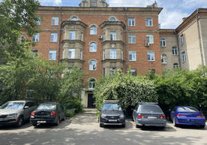 2-к квартира, вторичка, 59м2, 1/5 этаж